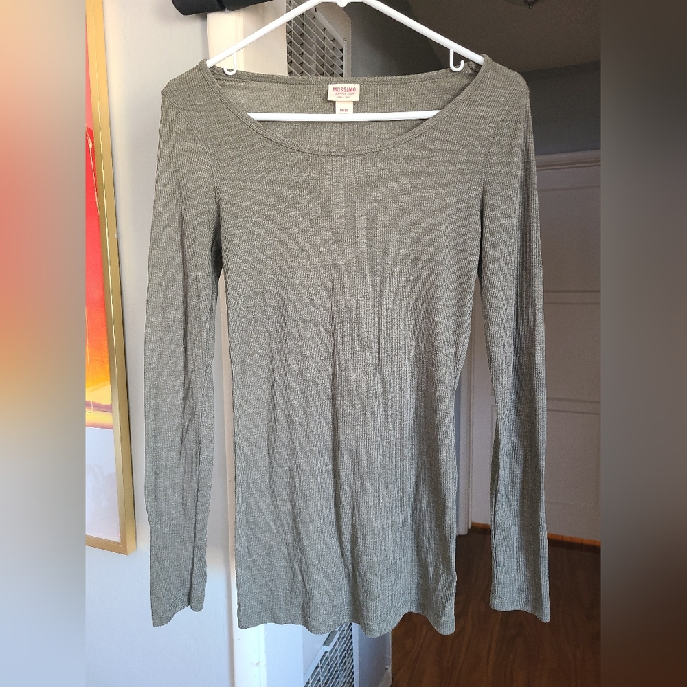 Mossimo Supply Co. Women's Olive Green Long Sleeve Tee
